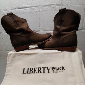 Liberty Black boots